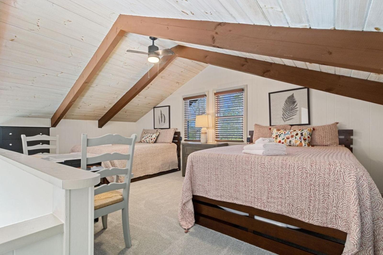 Blue View Chalet Блоуинг Рок Екстериор снимка